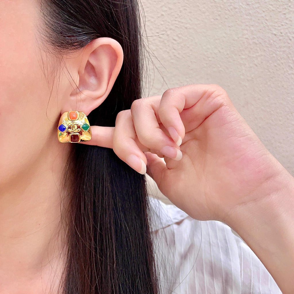 CC Clip-On Earrings Gold Gripoix Glass 659645