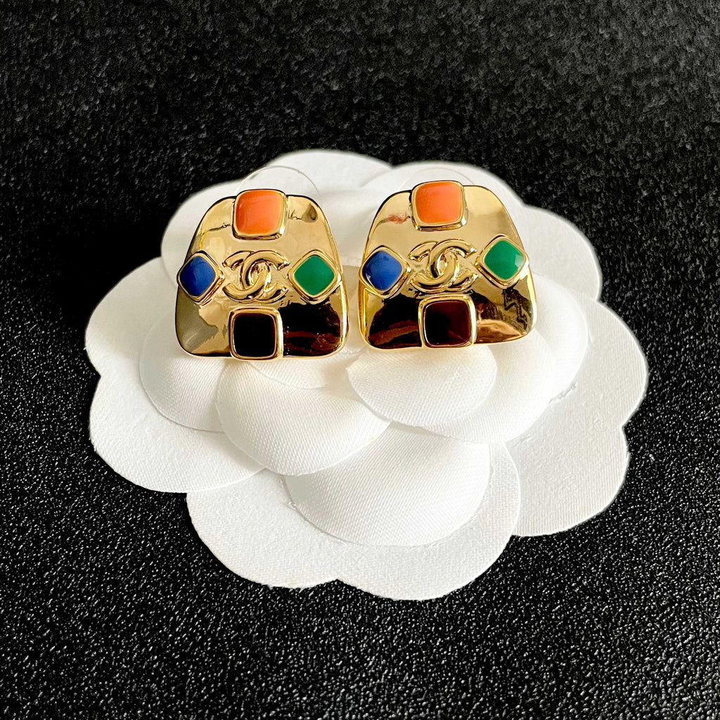 CC Clip-On Earrings Gold Gripoix Glass 659645
