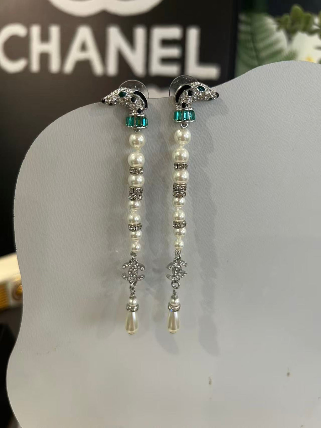 CC Earrings 284871