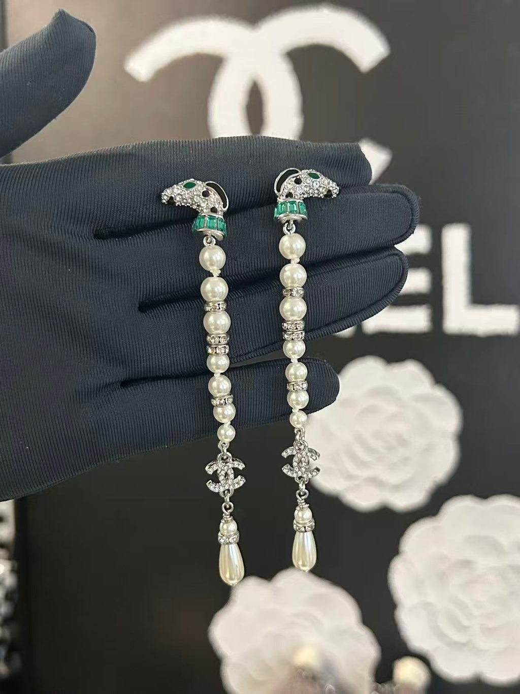 CC Earrings 284871