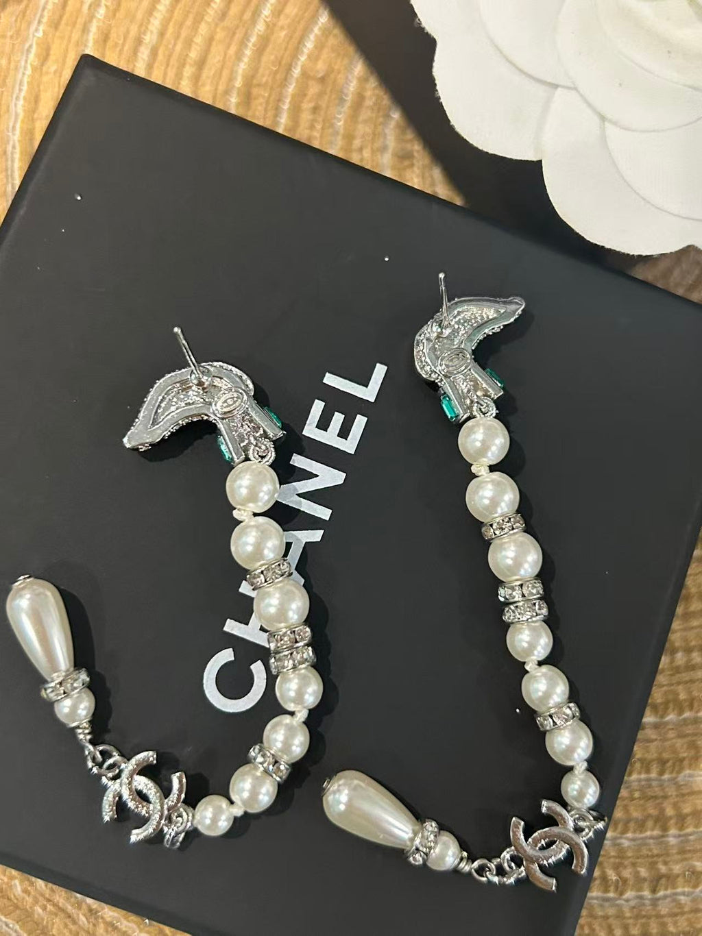 CC Earrings 284871