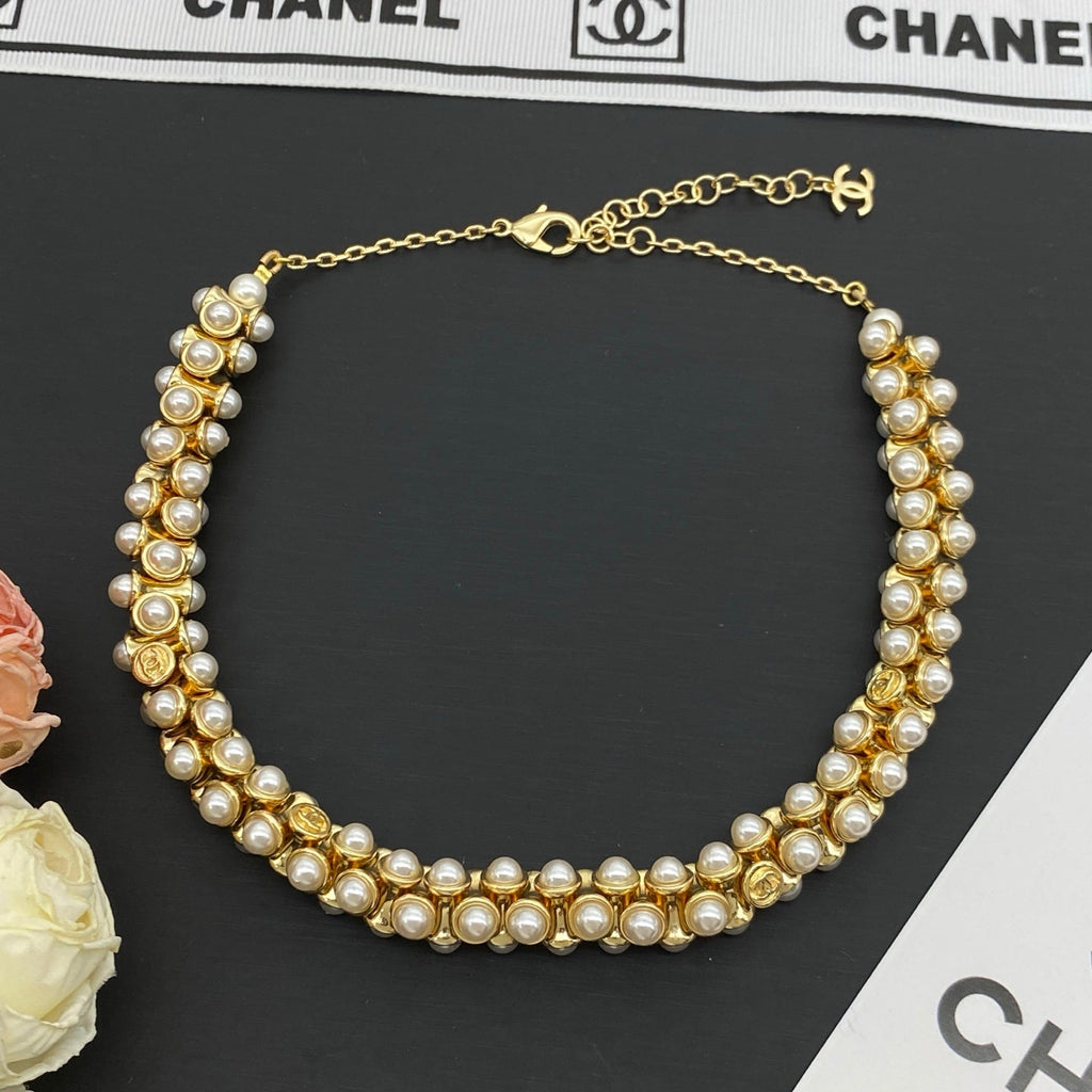 CC Vintage Pearl Choker Gold Neclace