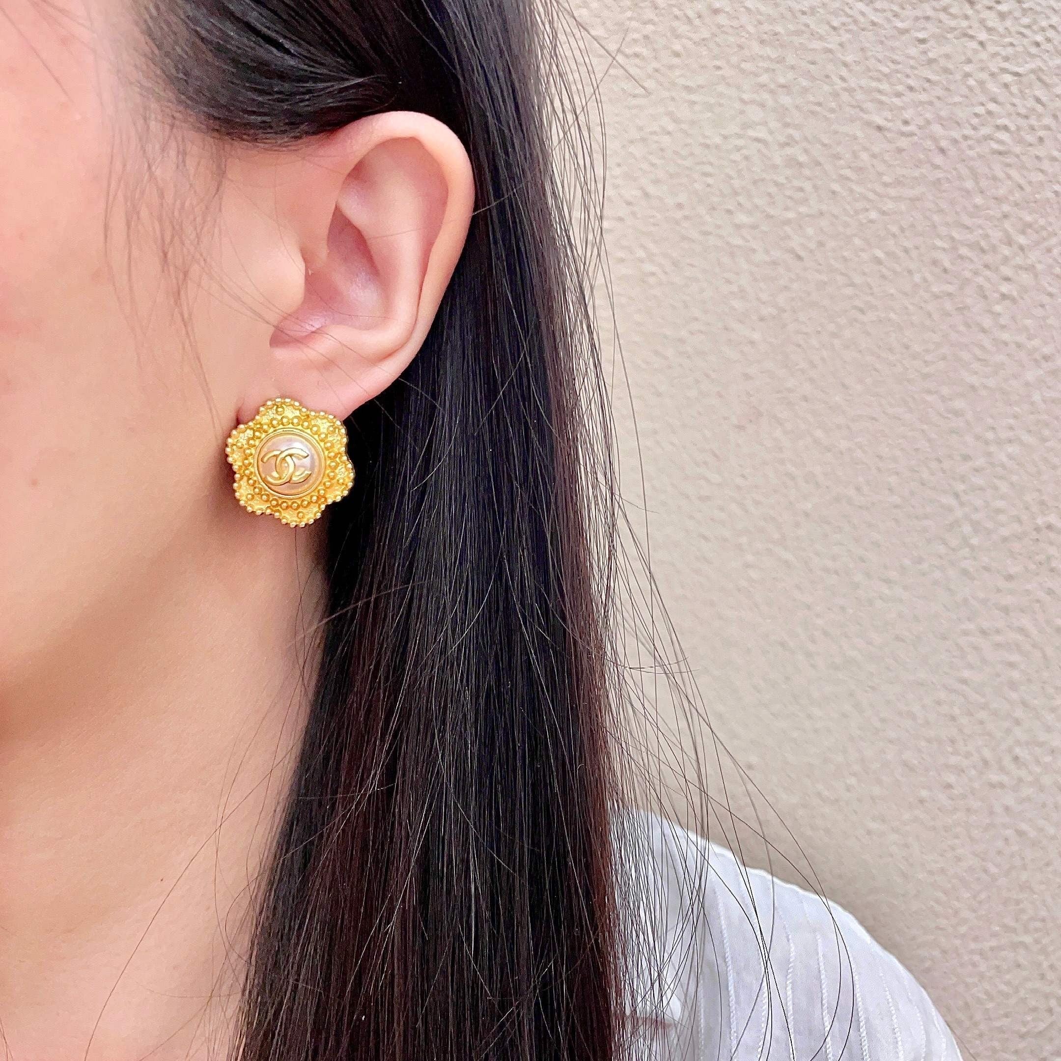 CC Flower Double C Mop Gold Earrings