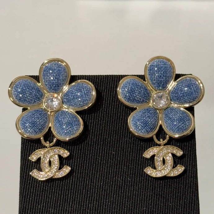 CC 2026 Denim Enamel Flower Crystal Light Gold Diamond Earrings