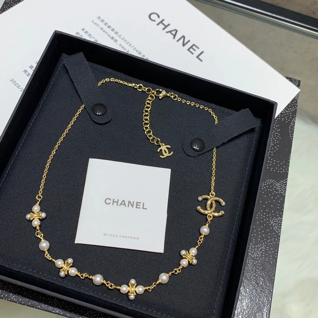 CC 2026 Gold Double C Pearl Necklace