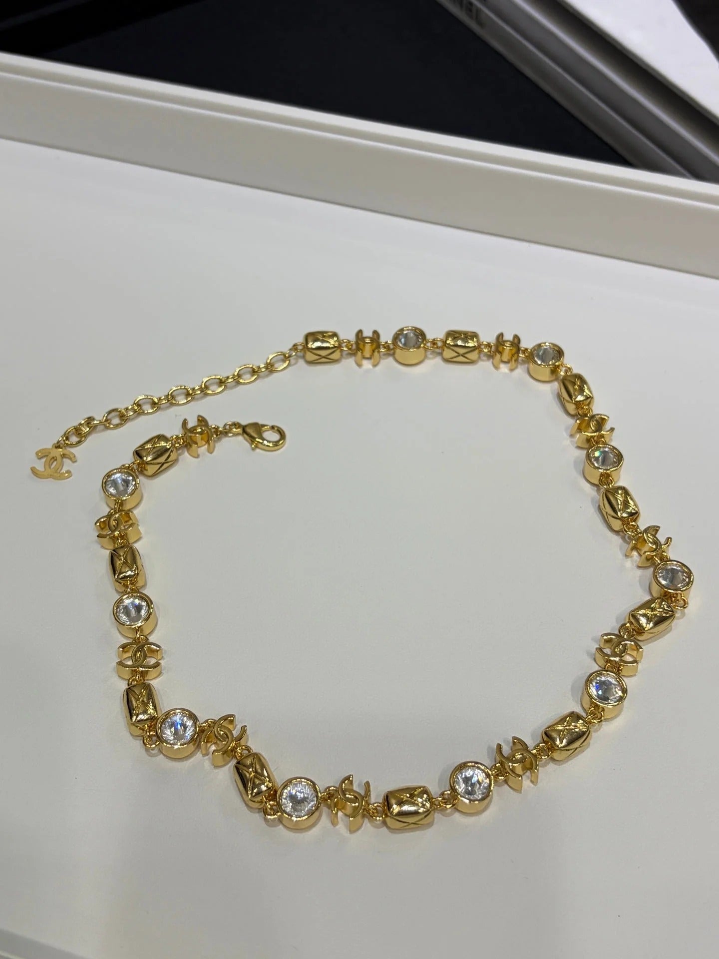 CC 2026 Gold Double C Diamond Pattern Crystal Necklace