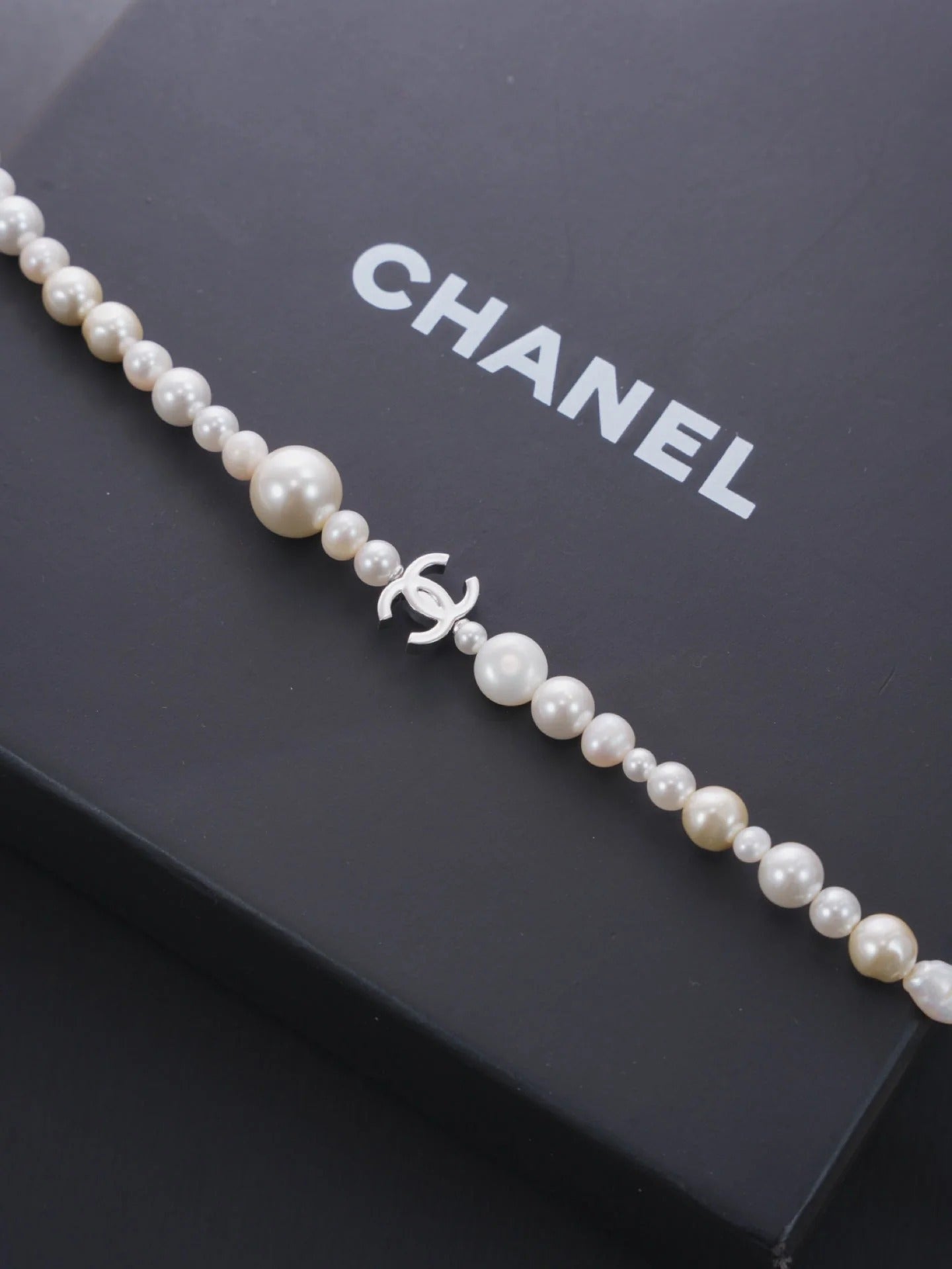 CC 2026 Freshwater Pearl Silver Double C Short Necklace Choker